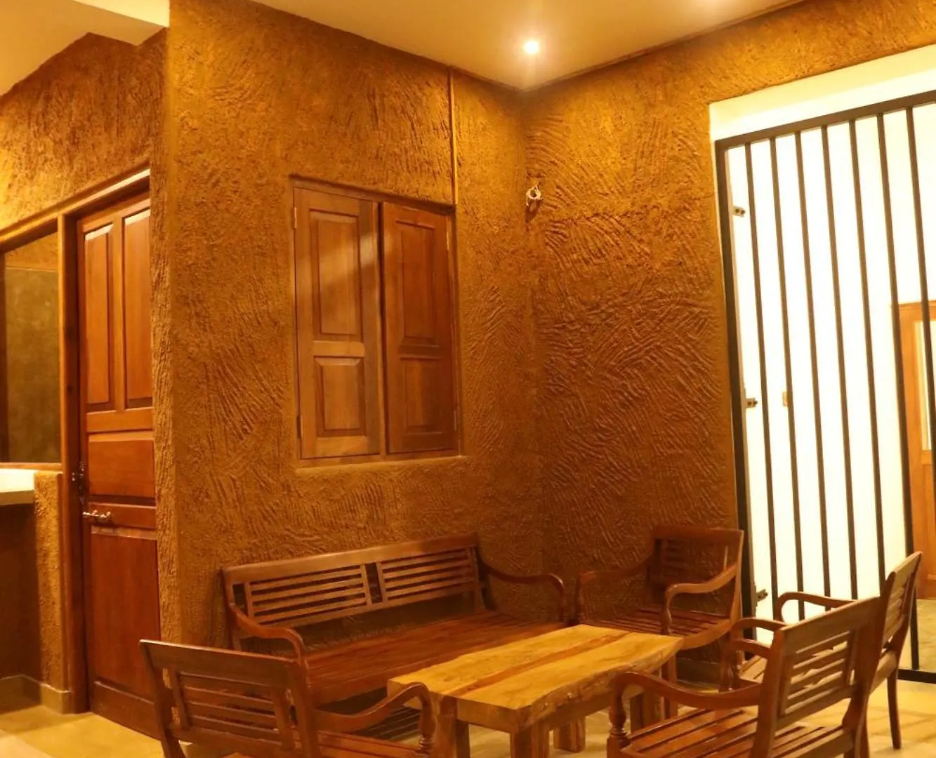 Ceylon Ayu Resort Kandy Hotel